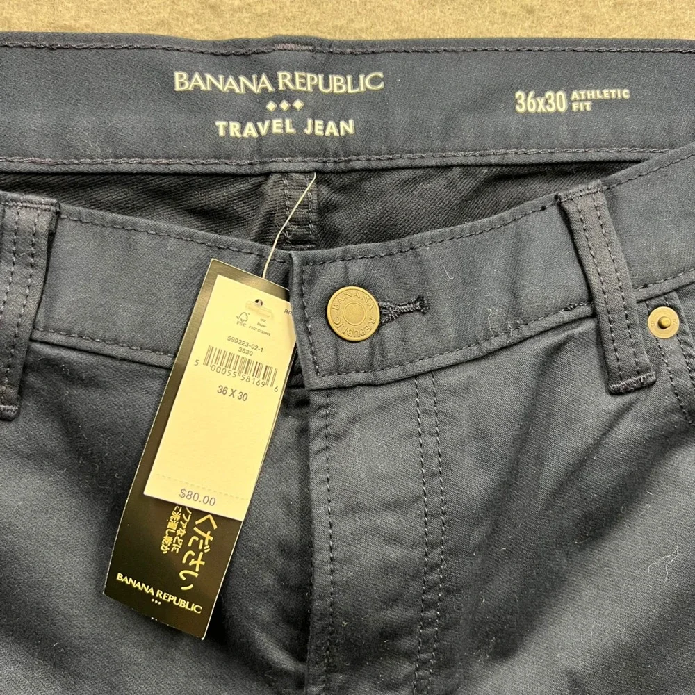 Banana Republic Travel Jean Mens 36x30 Navy Blue Athletic Fit Tapered Leg NWT